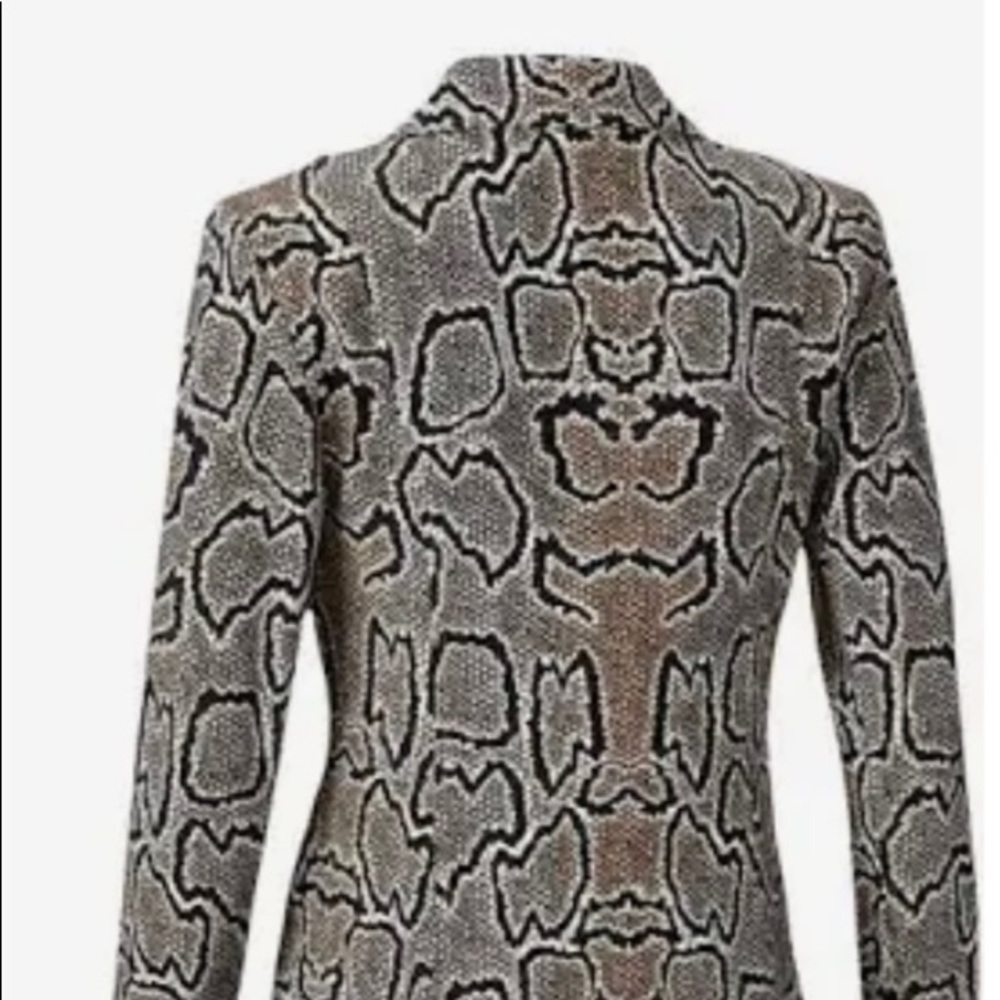 **New** Cabi Python Snake Blazer Size 10 - image 2